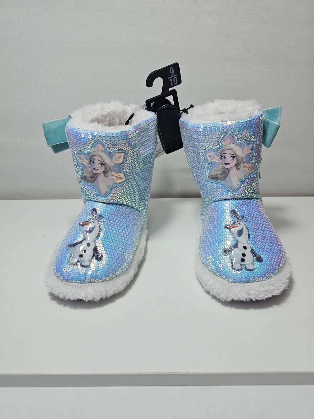 Disney Frozen Elsa & Olaf Sequin Plush Slipper Boots Size 9/10 NWT